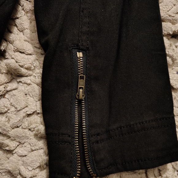 Jacket - Picture 4 of 7